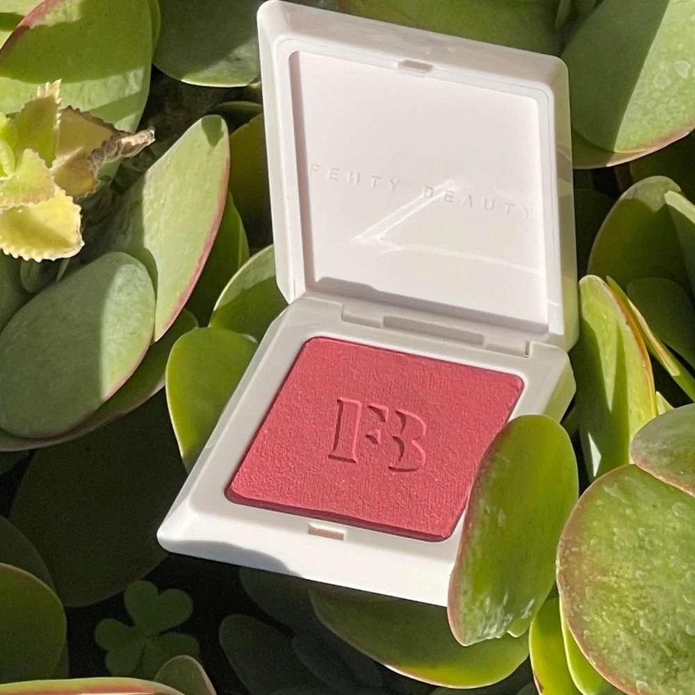 FENTY BEAUTY Fenty Cheek Suede Powder Blush In Petal Poppin’ (Baby Pink)